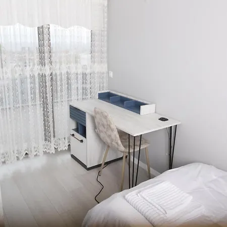 Lovely Flat With Shared Pool And Balcony In Mudanya